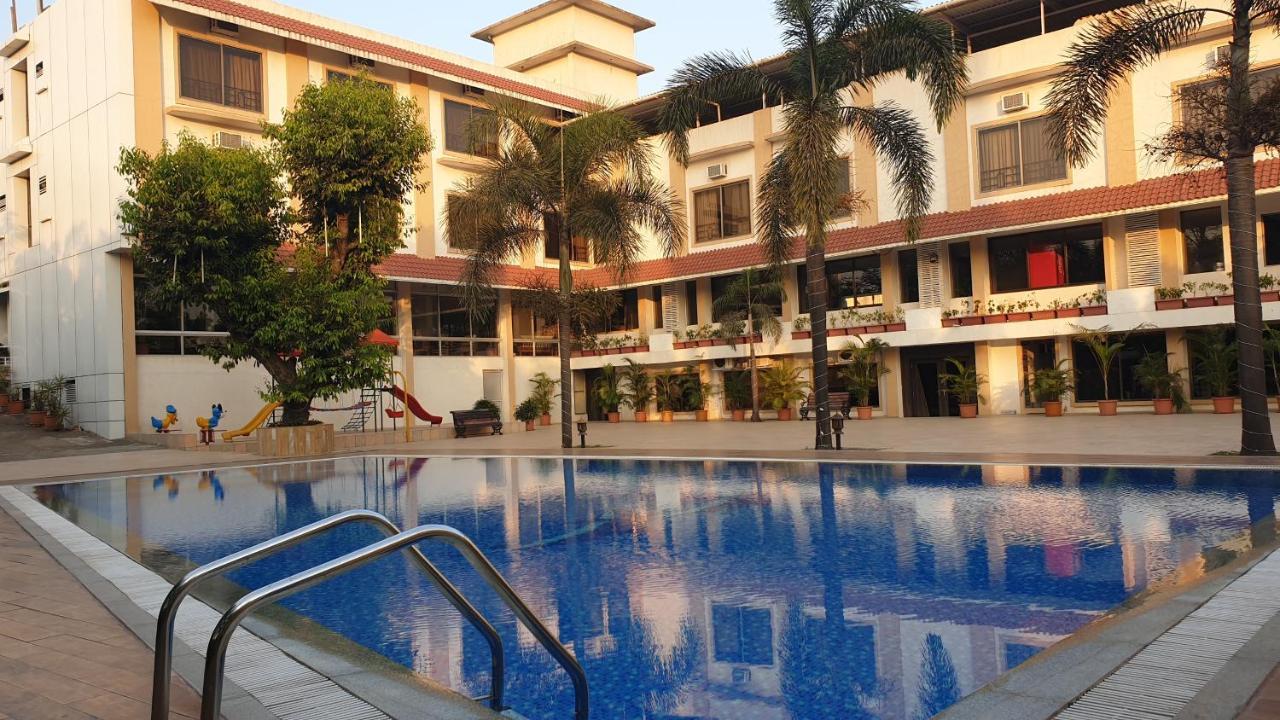 Resort Silver Hills ロナバラ エクステリア 写真