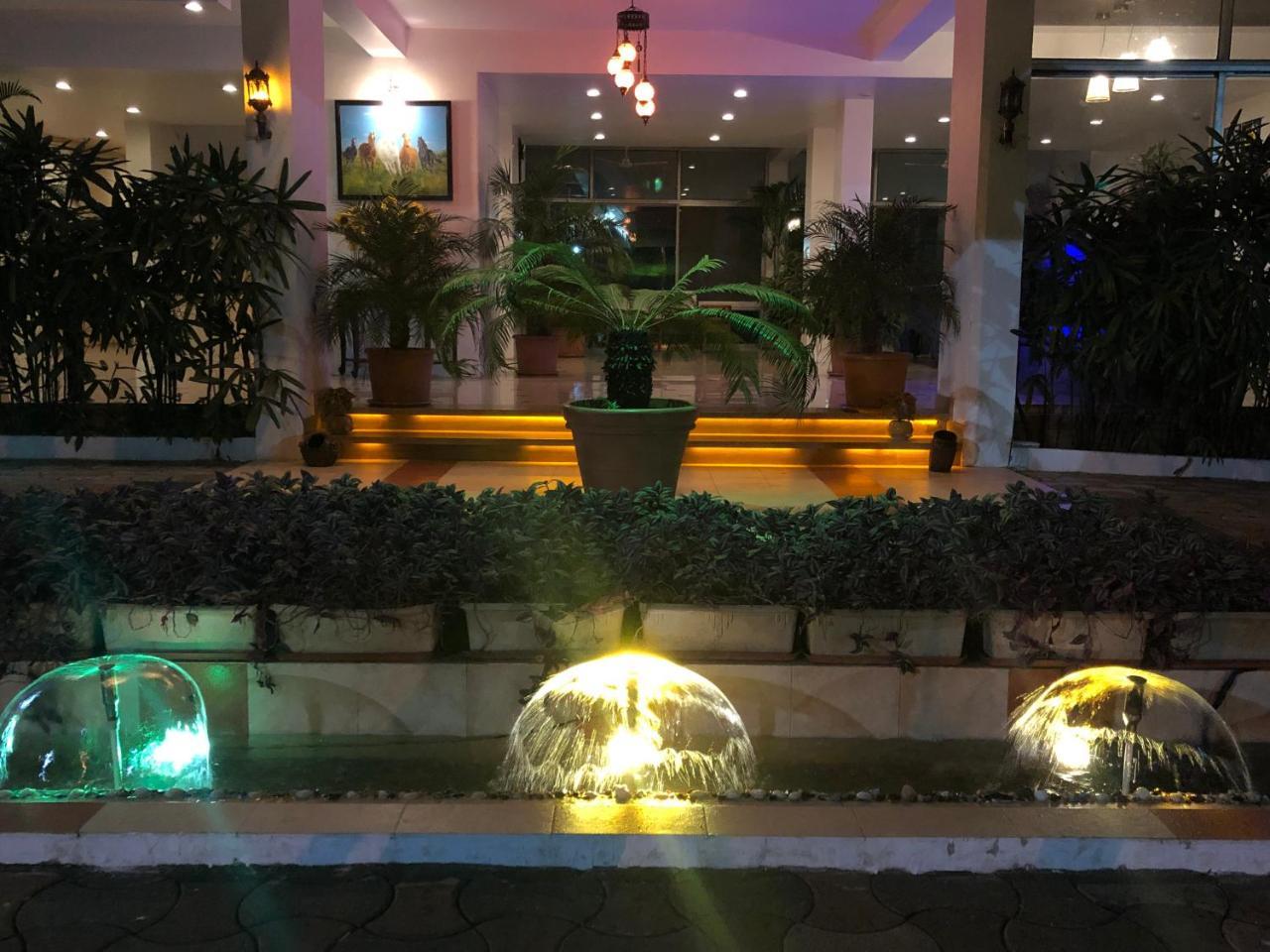 Resort Silver Hills ロナバラ エクステリア 写真